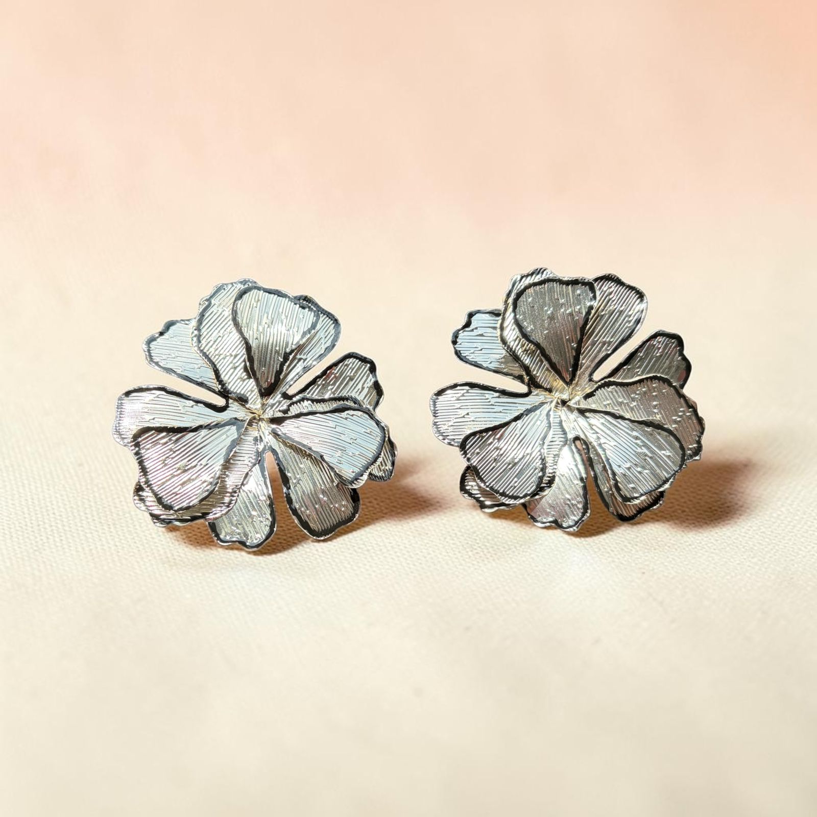 The Silver Affair alternate